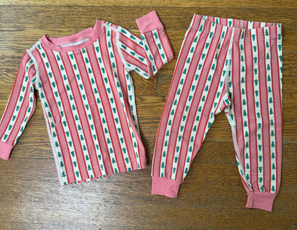 Hanna Andersson Girls' Pink Christmas Tree Pajamas Size 2